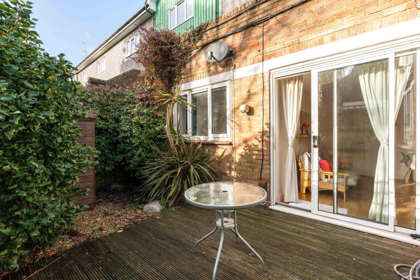 Apartment Super 1bd Garden Flat Islington London